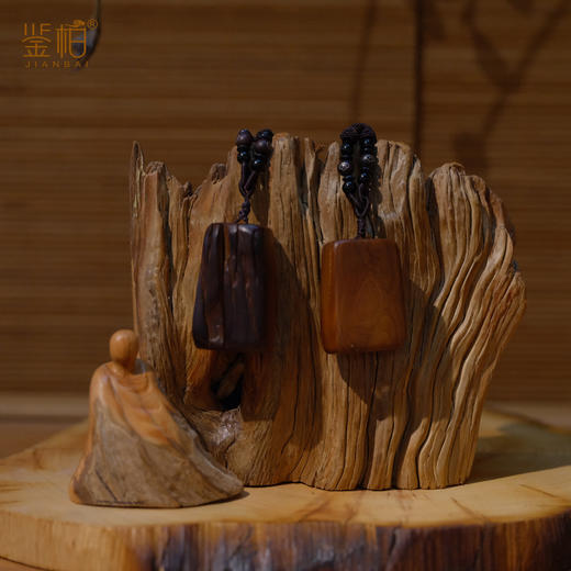 「鉴柏」崖柏雷击木挂件（常规款） 商品图2