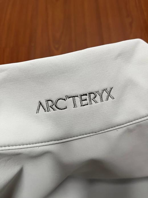 F013006户外刺绣logo半领拉链户外运动立领防风刺绣加绒软壳外套 商品图8