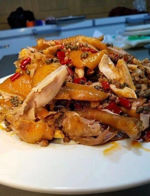 顺丰包邮。南鲜港湾烧鸡&麻椒鸡任选，从腌制到卤制花费很长时间 让鸡360°无死角入味肉质劲道 软烂入味基地直邮 商品图5