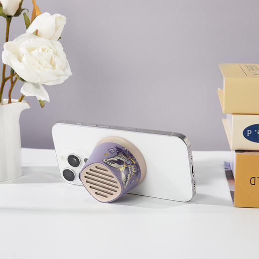 大英博物馆东方梦境系列蝶舞翩翩迷你磁吸手机支架蓝牙音响-蝶翼紫 商品图2