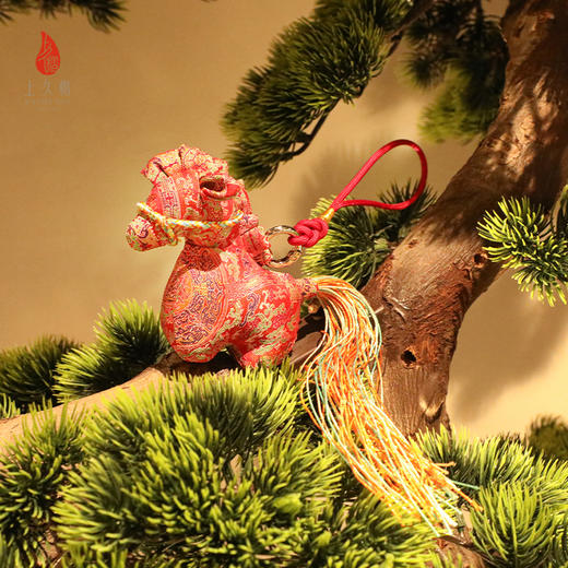 上久楷新中式国风文创 宋锦锦马挂件 菱纹定胜 四答晕蝶纹 八达晕 商品图11