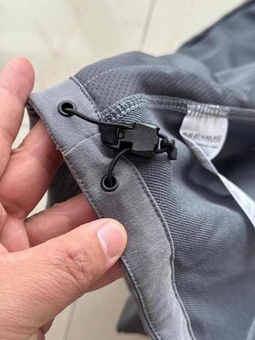 F013025户外防风防水保暖登山运动透气连帽外套男 商品图11