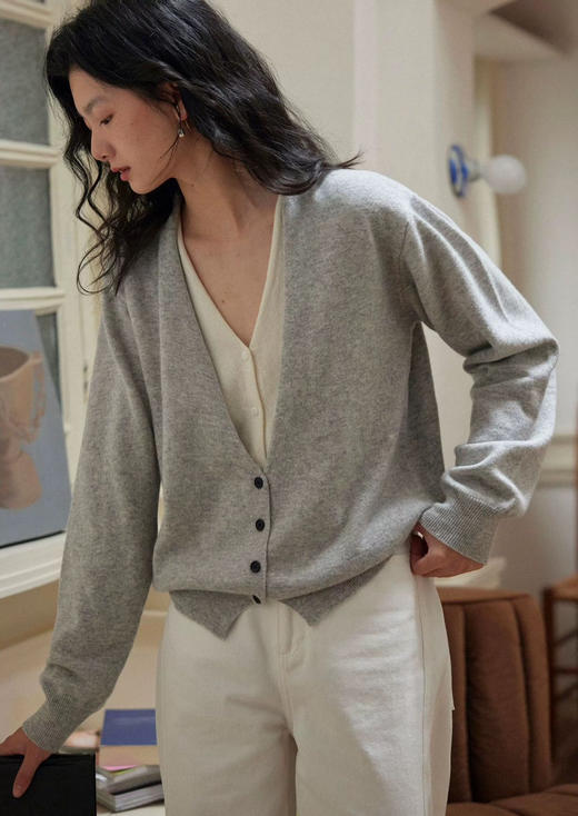 高智高阶随身假两件超细美利奴羊毛开衫毛衫 商品图1