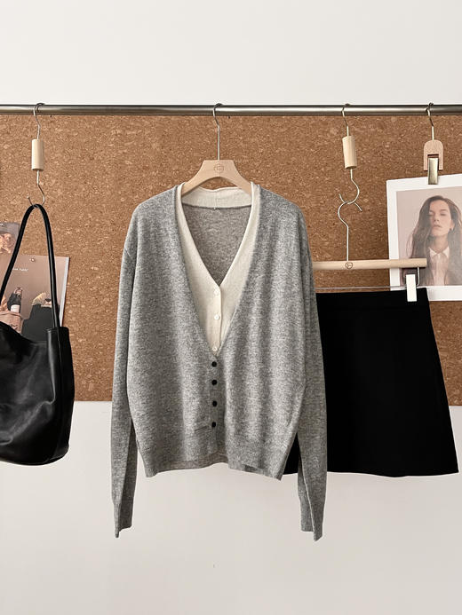 高智高阶随身假两件超细美利奴羊毛开衫毛衫 商品图12