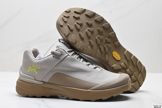 覆盖防水 低帮户外登山徒步鞋 商品图0