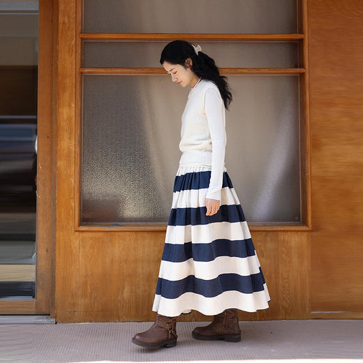 绽放005朵/海的痕迹·蓝白条纹撞色半身长裙女2026新款百搭半身裙 商品图3