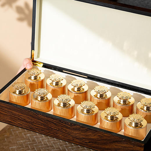 【春季茶礼】茶叶 红茶 武夷红茶  茶叶礼盒  礼驭 茶饮 五虎 240g 商品图1