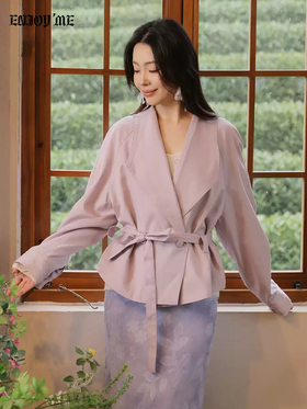 【门店同款】ENJOY春季“柔光芳序”法式翻领收腰外套 169100154