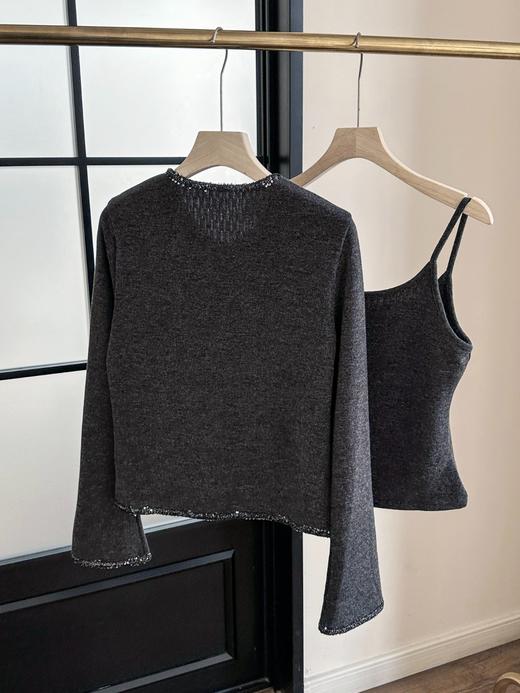 千金法式喇叭长袖小香风针织开衫+吊带上衣两件套 商品图1