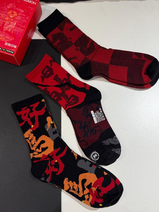 蕉内红色马年限定情侣袜子3双礼盒012805 商品图9