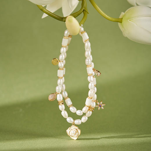 大英博物馆欧洲文化艺术系列山茶花珍珠双圈手链 商品图3