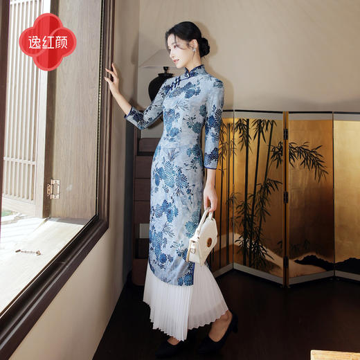 逸红颜《千浔》26年春新品天然草色染弹力针织植绒复古修身旗袍女 商品图1