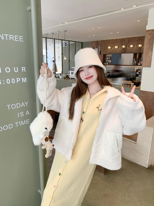 <曾小咸推荐>2.13现货秒杀 ！微信超特价！彩色纽扣连帽针织连衣裙 日常249.99 立减160 秒杀89.99！！ 商品图13