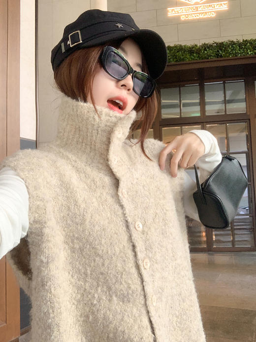 <曾小咸推荐>2.14现货秒杀 ！微信超特价！韩系叠穿高领马甲 日常169.99 立减90 秒杀79.99！！ 商品图6