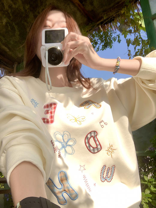 <曾小咸推荐>2.13现货秒杀 ！微信超特价！韩系字母刺绣卫衣 日常179.99 立减100 秒杀79.99！！ 商品图7