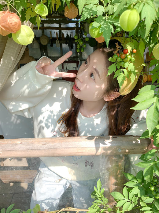 <曾小咸推荐>2.13现货秒杀 ！微信超特价！韩系字母刺绣卫衣 日常179.99 立减100 秒杀79.99！！ 商品图9