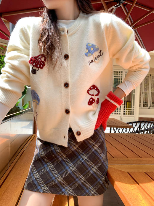 <曾小咸推荐>2.8现货秒杀 ！微信超特价！韩系复古格子半身裙（短款） 日常119.99 立减50 秒杀69.99！！ 商品图7