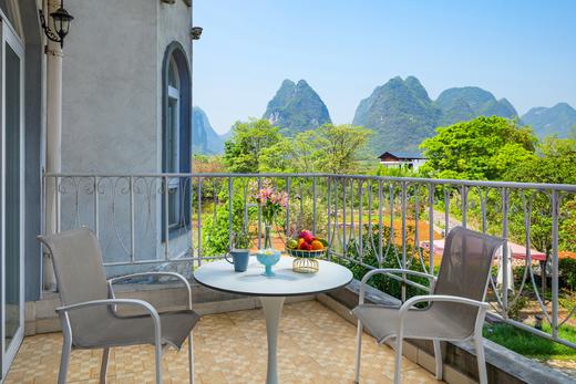 广西查利酒店|周边景点众多 推窗即见碧水青山外观如城堡 给人满满的异域风情-【预定请拨打前台电话】 商品图1