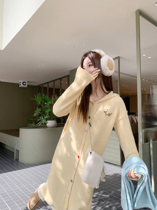 <曾小咸推荐>2.13现货秒杀 ！微信超特价！彩色纽扣连帽针织连衣裙 日常249.99 立减160 秒杀89.99！！ 商品图5