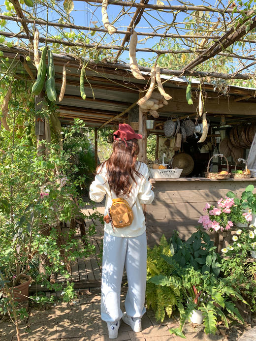 <曾小咸推荐>2.13现货秒杀 ！微信超特价！韩系字母刺绣卫衣 日常179.99 立减100 秒杀79.99！！ 商品图8