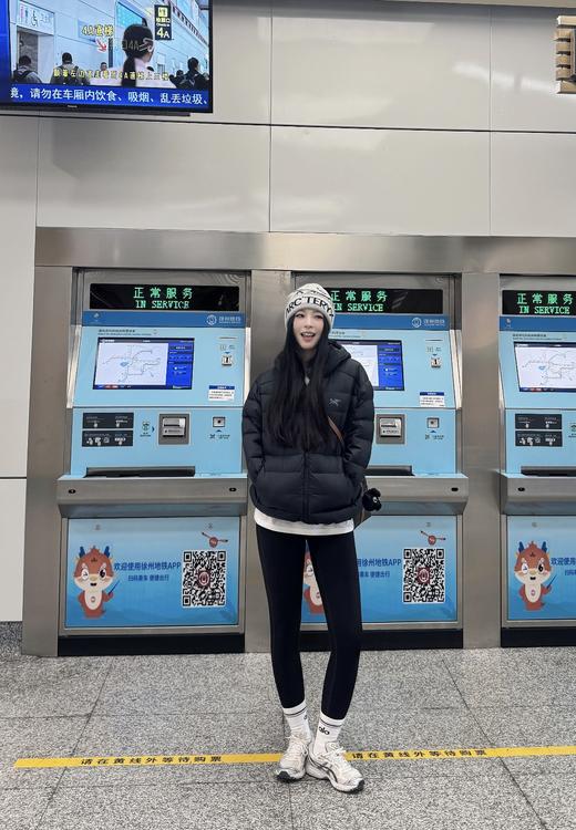 始祖鸟 鹅绒版排骨羽绒服(MG) 商品图13