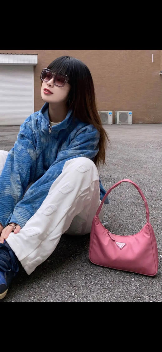 Prada 2000 深粉色 降落伞 尼龙  hobo 腋下包 商品图3