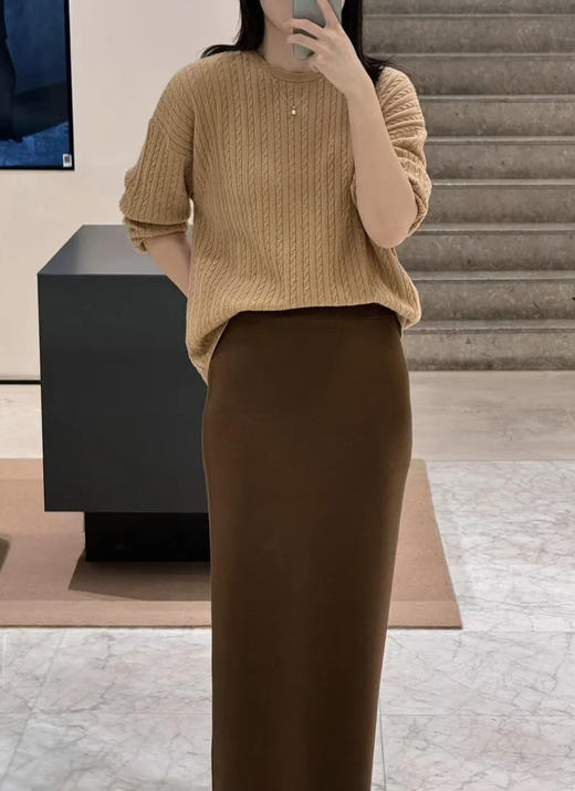 22-1新货直接秒杀 渠道货 小禾女士绞花圆领羊绒衫 商品图2