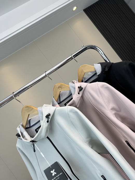 户外高端！防泼水面料！外贸女装秋季连帽防风休闲夹克冲锋衣外套 商品图2