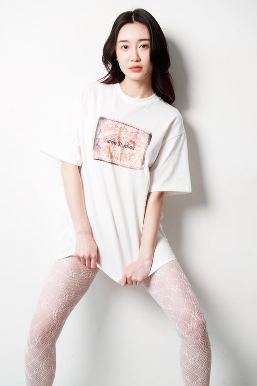 复古印花tee，胸口大徽标设计。港风宽松圆领情侣半袖t恤E013168 商品图9