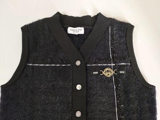 M&L早春新款女士格纹针织背心来啦！渠道高品质❗️美炸天！这款真的闭眼入吧，既现代又中古感！！！上身非常复古时髦运动系大小姐！复古时髦的极致范！！！ 商品图2