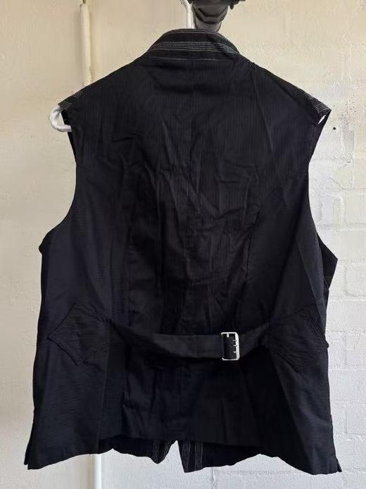 John Alexander Skelton 26SS 黑色细条纹亚麻中世纪马甲 商品图2