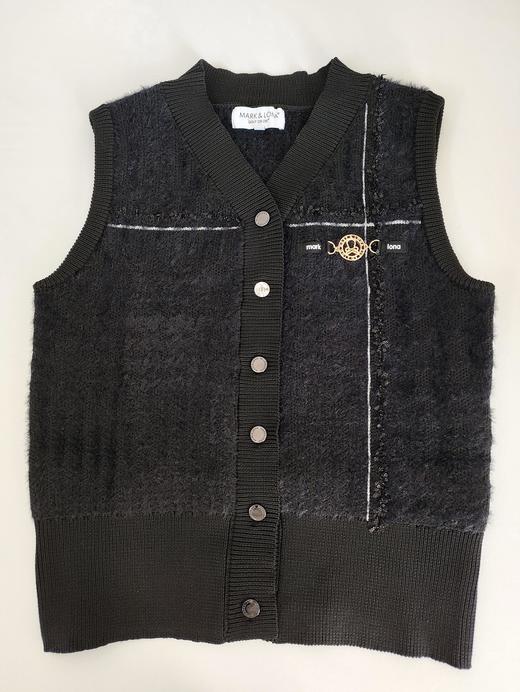 M&L早春新款女士格纹针织背心来啦！渠道高品质❗️美炸天！这款真的闭眼入吧，既现代又中古感！！！上身非常复古时髦运动系大小姐！复古时髦的极致范！！！ 商品图0