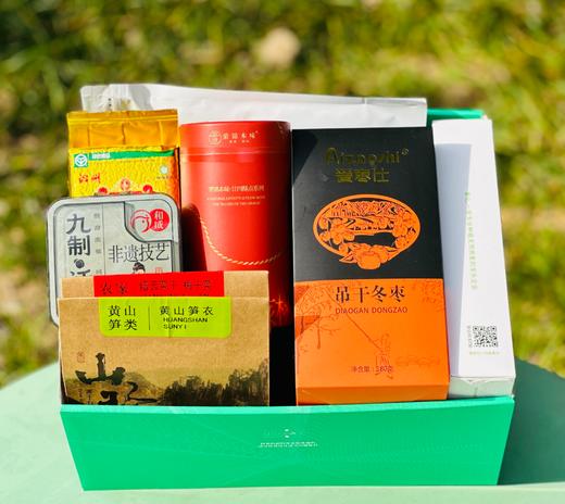 雅致新春精选养生礼盒 | 精选养生组合搭配，可调整！（温馨提示:产品为季节性产品，缺货会进行等值调换成其他产品！！！） 商品图0