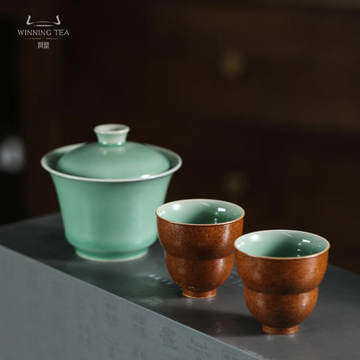 问鼎牛角款梅子青盖碗草木灰对杯 商品图0