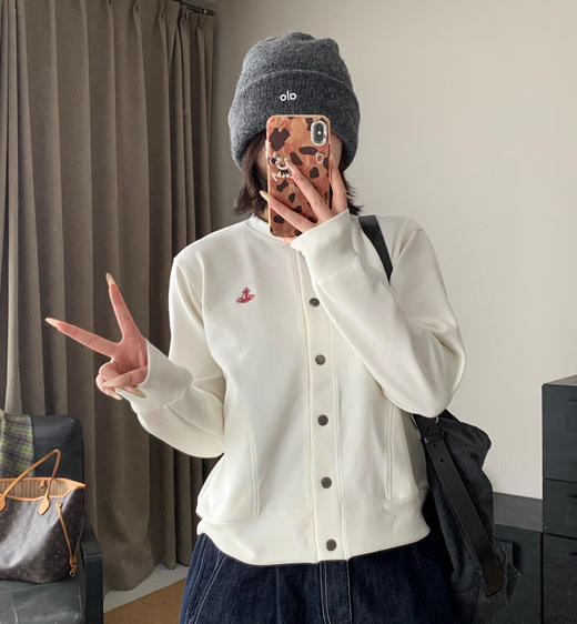 26早春ivienne西太后红标刺绣圆领外套013101 商品图4