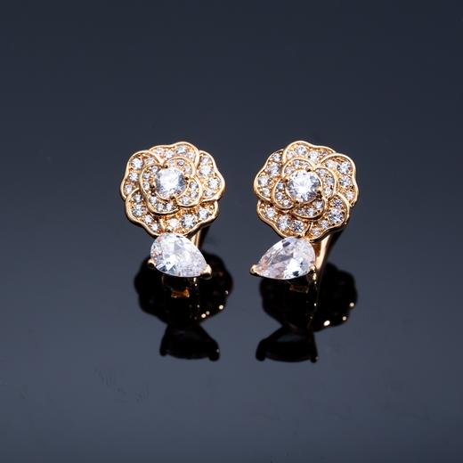 香奈儿 BOUTON DE CAMELIA山茶花耳环 满钻（XTY） 商品图11