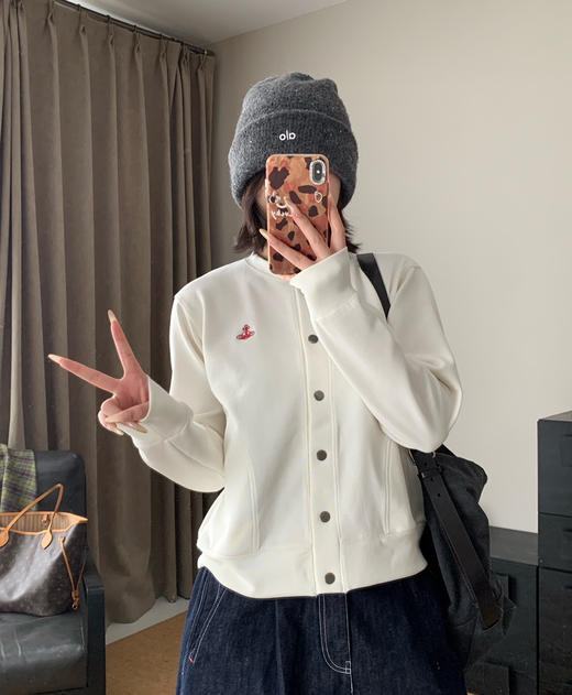 26早春ivienne西太后红标刺绣圆领外套013101 商品图7