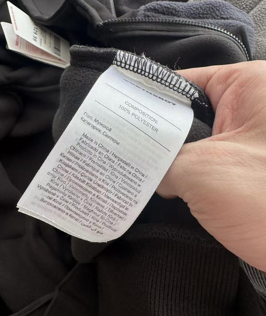 全新正品出口欧洲4F秋冬加厚双面摇粒绒连帽外套运动户外抓绒衣

25年新款 吊牌价129美金 性价比还是高的

三个色，尺码XS-2XL。欧码偏大 商品图6