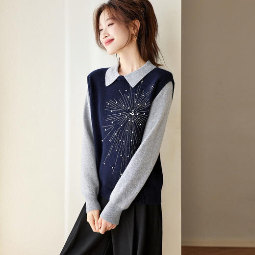 「自」全新升级【铂金会员201/天猫269/差价68】(51106)洛诗琳气质翻领针织衫2025冬季新款设计感烫钻假两件针织毛衣 商品图2