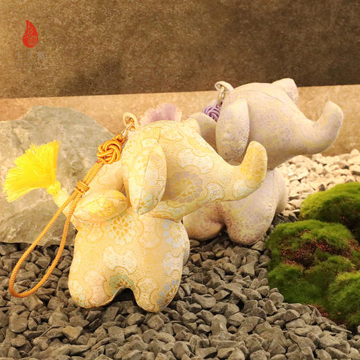 上久楷新中式文创礼盒送礼 摆件 飞象挂件 如意定胜纹 绿地团花纹 商品图4