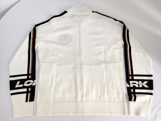 M&L家新款女士针织外套来啦！渠道高品质❗️纱线全客供韩国🇰🇷的！非常漂亮的配色，非常精致又醒目的logo徽标设计，店内抢手货，基本全部，上身又酷🆒又好看的运动风，不容任何反驳！配适度极高！ 商品图1