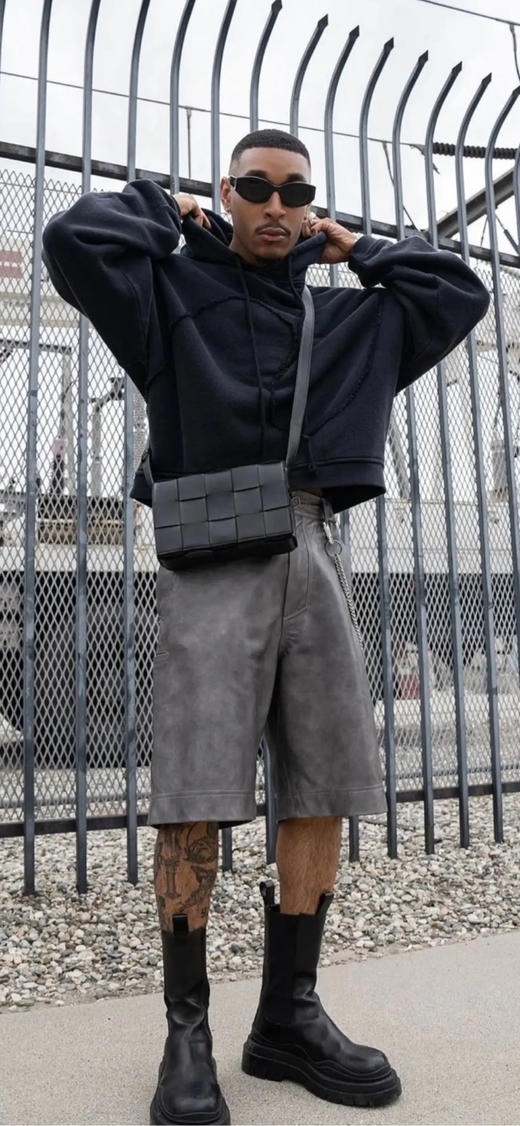 Bv cassette 15格 黑灰色 牛皮 编织 斜挎包 商品图2