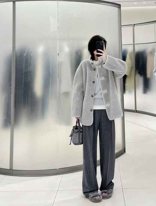 【来点不一样的】高圆同款！2026冬季新款复古皮毛一体外套宽松立领仿皮草大衣女！ 商品图0