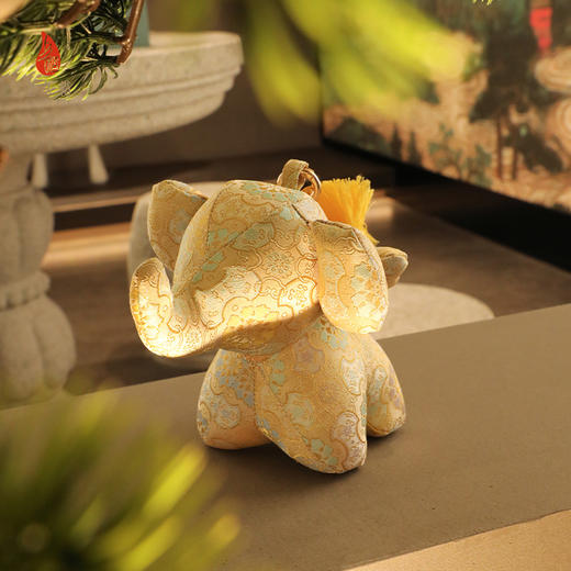 上久楷新中式文创礼盒送礼 摆件 飞象挂件 如意定胜纹 绿地团花纹 商品图10