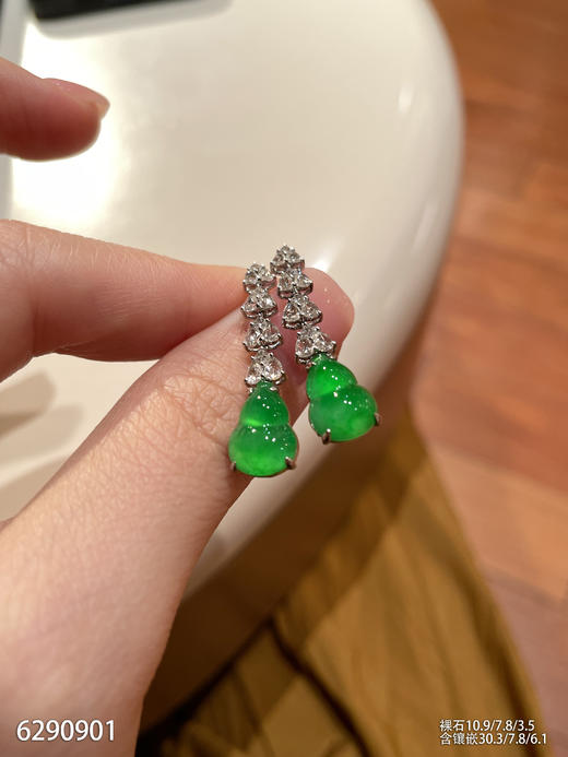 6290901，葫芦耳坠。具体价格微信咨询 商品图0