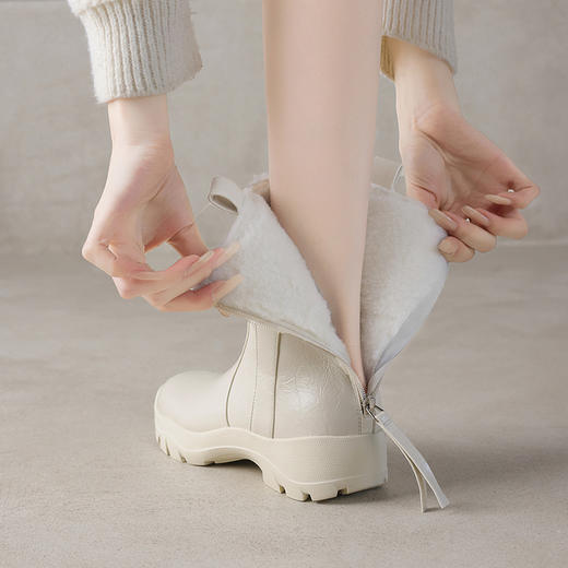 【预售5天】厚底雪地靴女款加厚防滑大靴子保暖短靴ASZ&KL899M 商品图1
