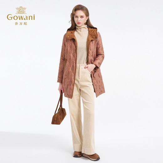 【鹅绒】乔万尼新品亮片刺绣印花宽松连帽白鹅绒羽绒服ED4T860 商品图3