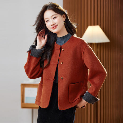 「自」全新升级【铂金会员358/天猫479/差价121】(52444)洛诗琳气质双面呢羊毛大衣2025冬季新款小个子国风新中式毛呢短外套 商品图3