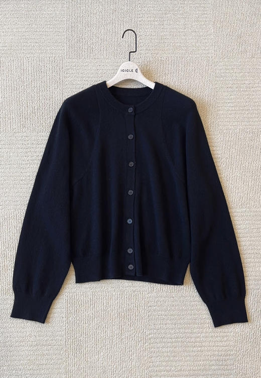 22-2新货直接秒杀 渠道货 小禾 肌理感针织 纯羊绒 黑色针织开衫 商品图7