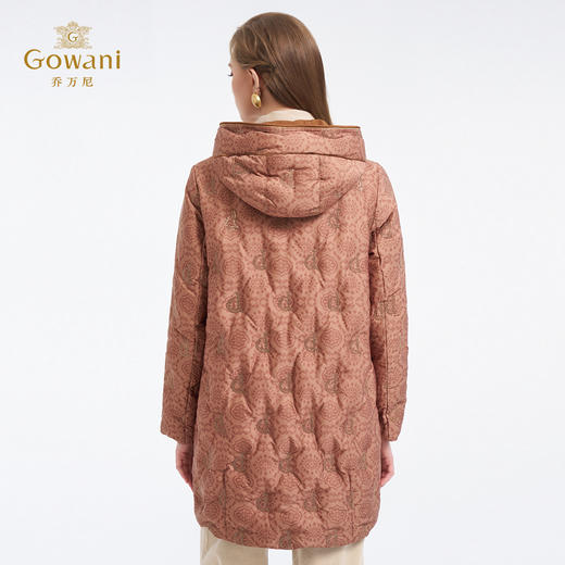 【鹅绒】乔万尼新品亮片刺绣印花宽松连帽白鹅绒羽绒服ED4T860 商品图4